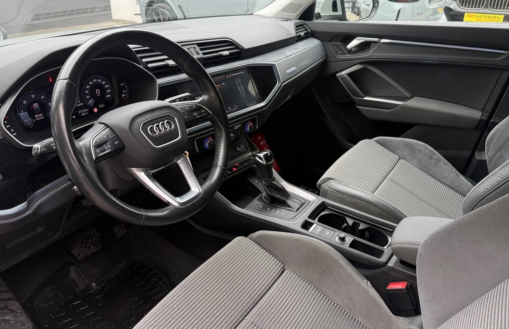 Zunanja slika - Audi Q3 - Sportback 35 TDI  QUATTRO LED ACC KLJUKA USNJE - 17