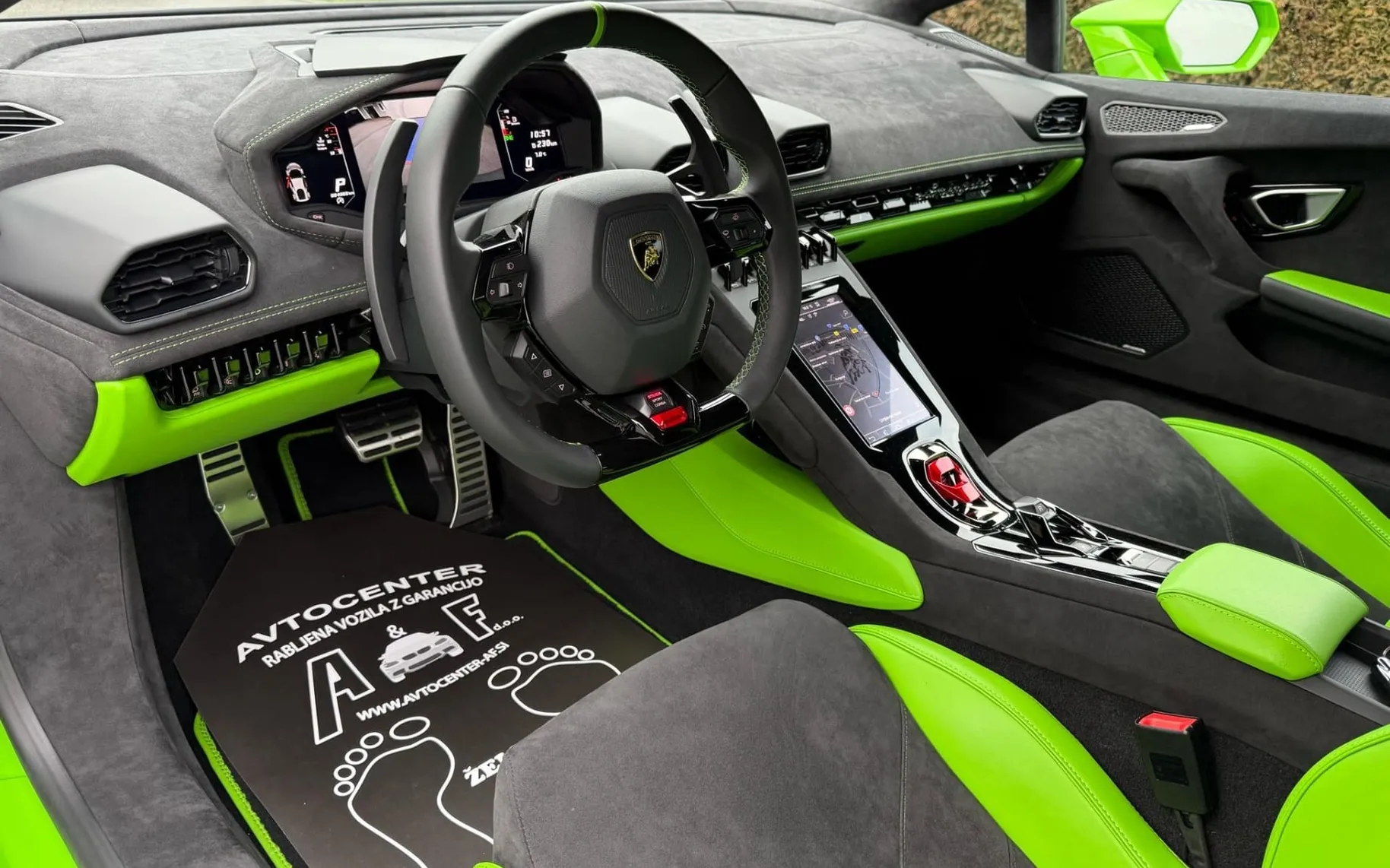 Notranja slika - Lamborghini Huracan - TECNICA-640KM-FACELIFT-LIFT-KAMERA-SENSONUM-20 C.. - 8