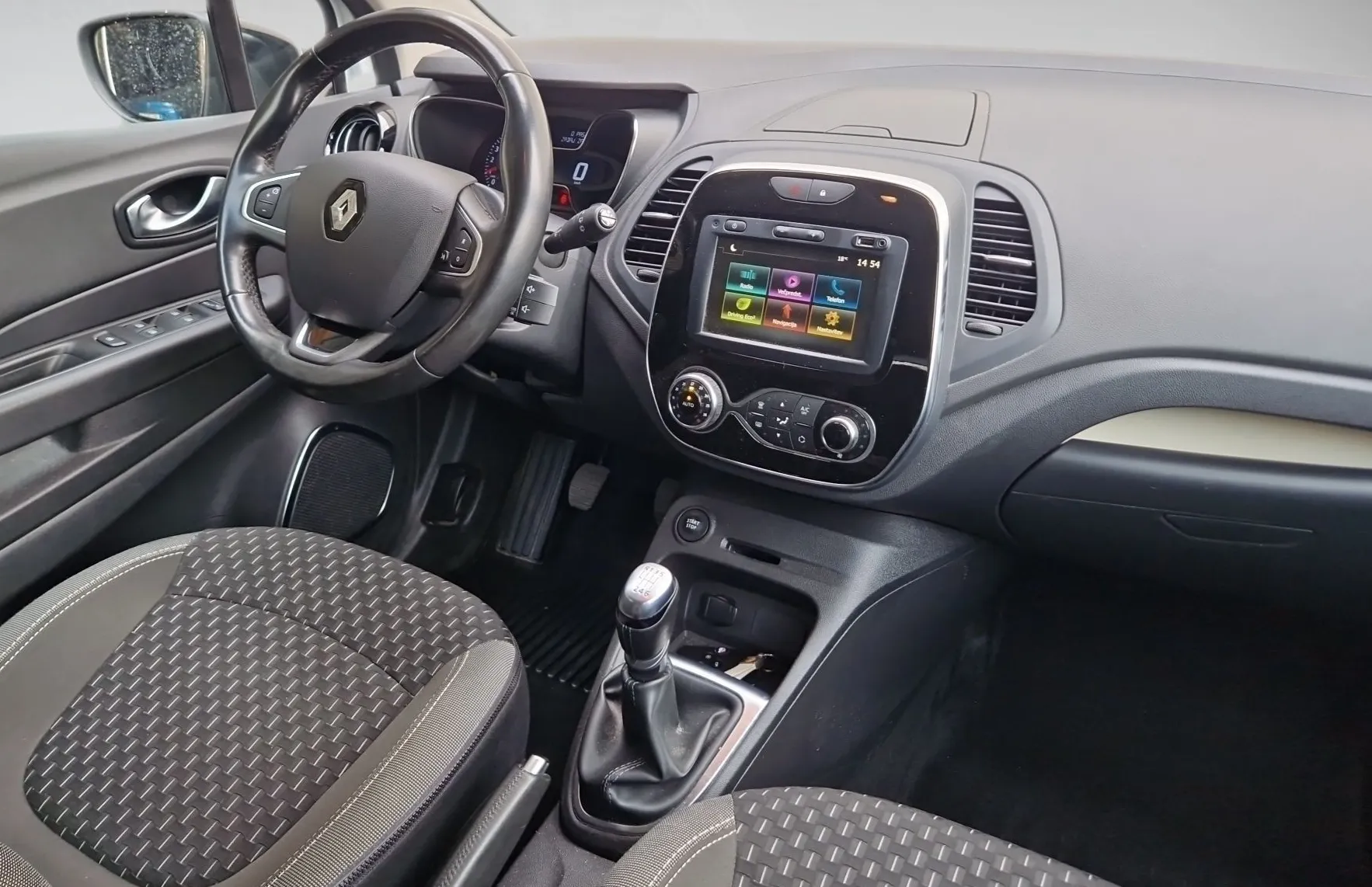 Zunanja slika - Renault Captur - TCe 130 Intens - 13