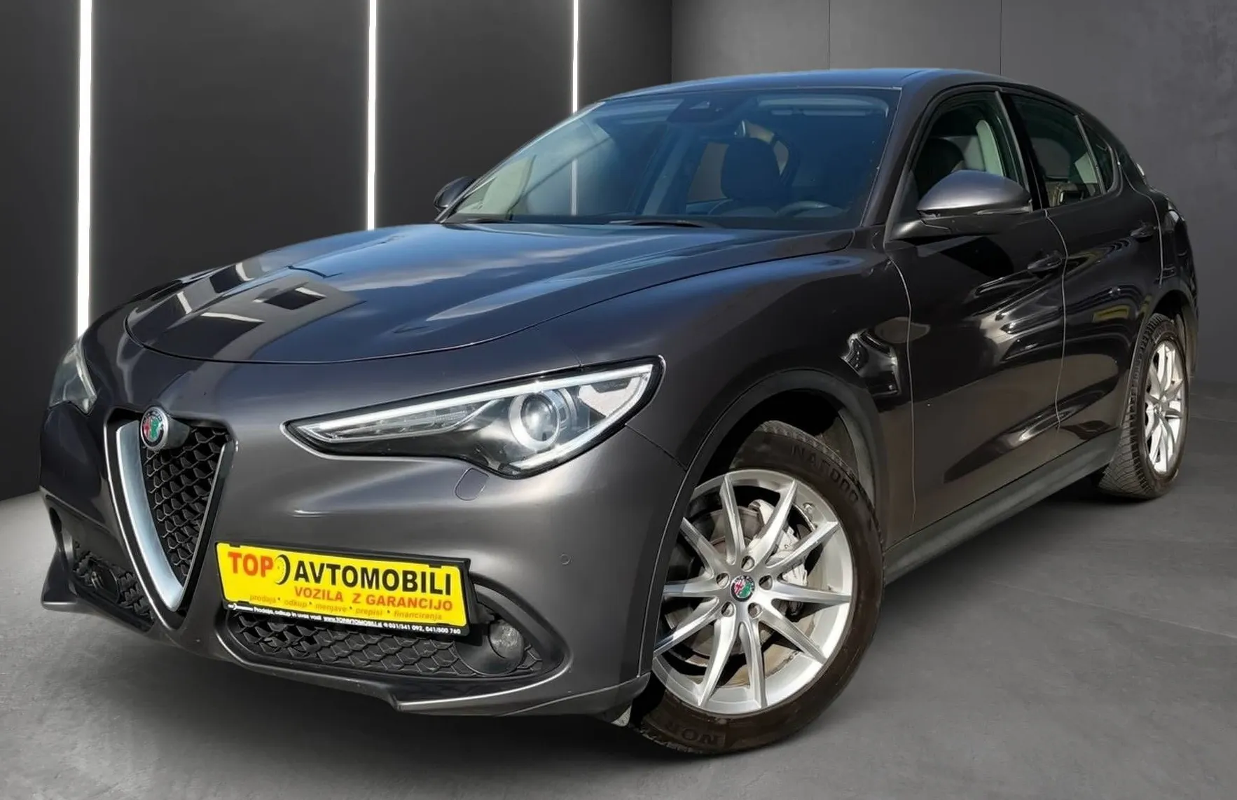 Zunanja slika - Alfa Romeo Stelvio - 2.2 Diesel LED NAVI TEMPOMAT KAMERA PDC USNJE TOP - 1
