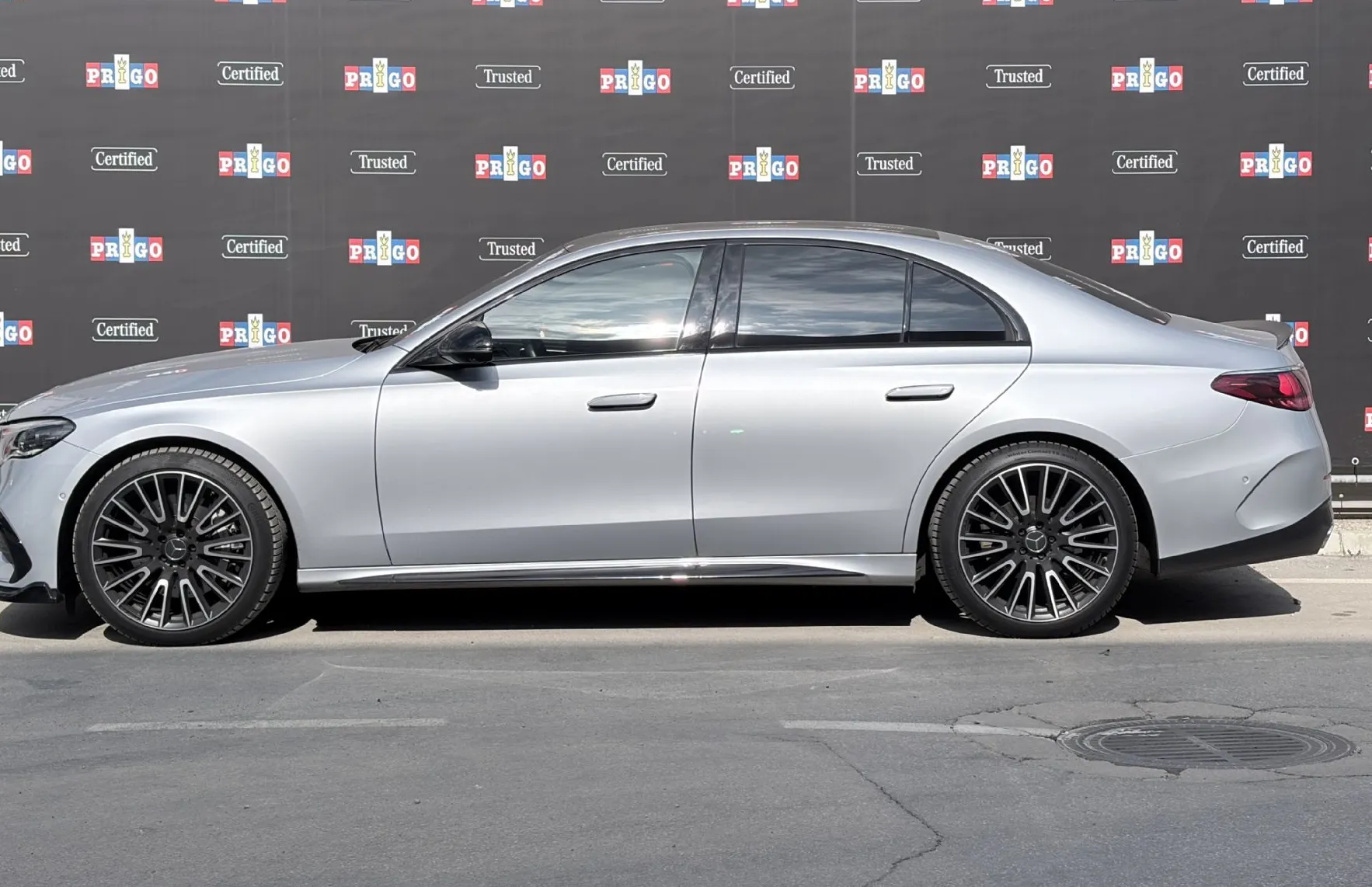 Zunanja slika - Mercedes-Benz E-Razred - E 220d 4MATIC AMG Line Avt. - 2