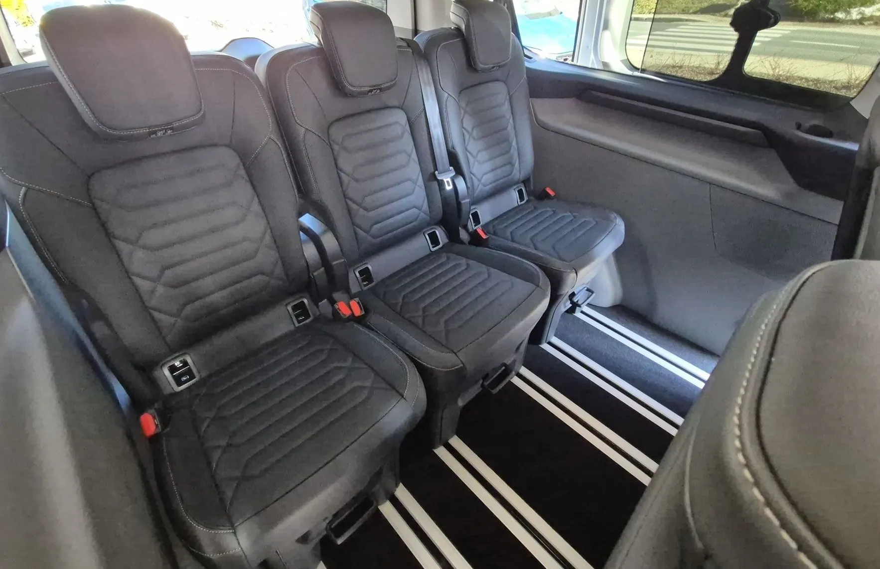 Zunanja slika - Ford Tourneo - Custom TITANIUM X 2.0 TDCi 170PS A8 L2 FWD - 16