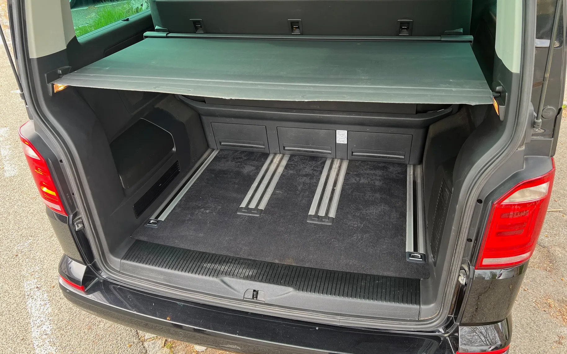 Notranja slika - Volkswagen Multivan - 2,0 TDI KMR Comfortline DSG - 7