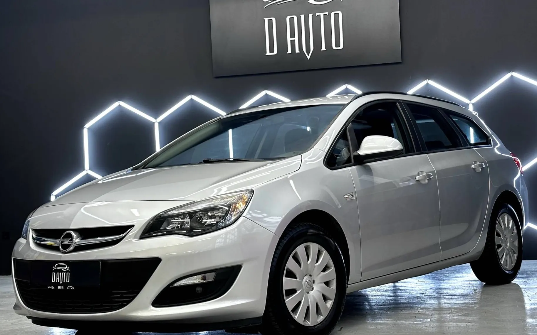 Zunanja slika - Opel Astra - 1.6 CDTI 100KW - 1. LASTNIK - SLO. POREKLO - 7