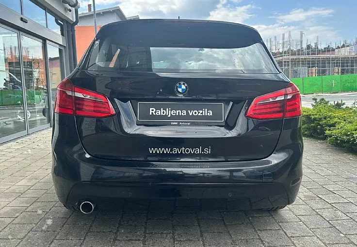 Zunanja slika - BMW Serija 2 - Active Tourer: 216d Sport Line - 4