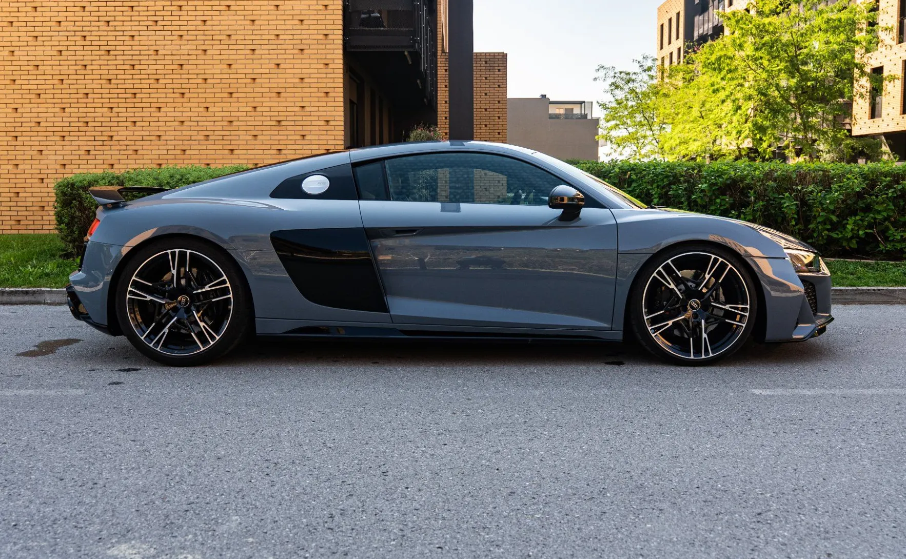 Zunanja slika - Audi R8 - Quattro - Keyless - Ogrevani sedeži - LED - 20col - 5