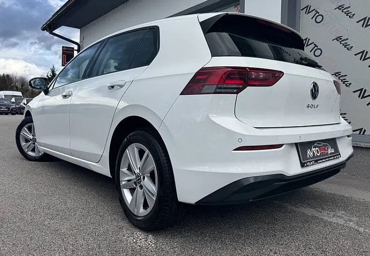 Zunanja slika - Volkswagen Golf - 2.0 TDI Life 85 Navi-Tempomat-Led-Slo-Prvi Lastnik - 4