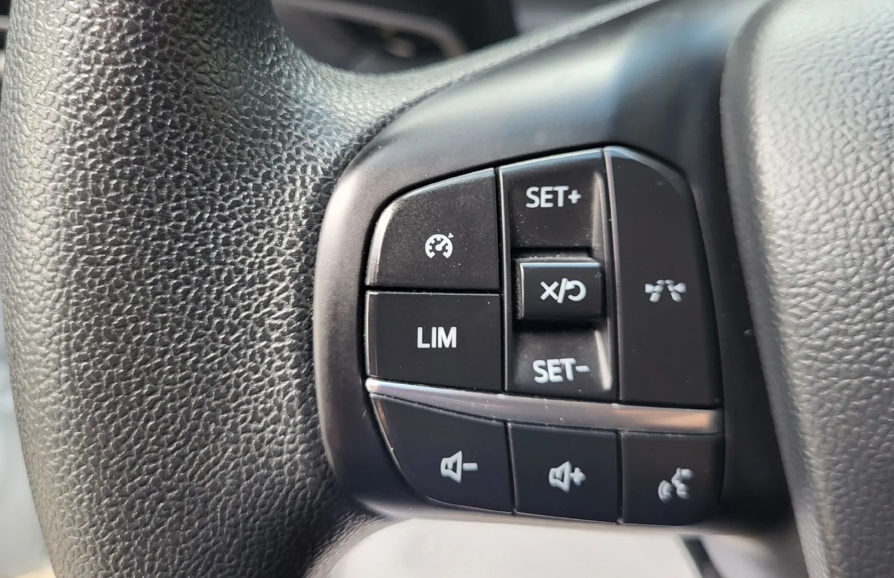 Zunanja slika - Ford Tourneo - Courier Transit 1.5tdci 5sedežni tovorni-možen odbitek DD - 9