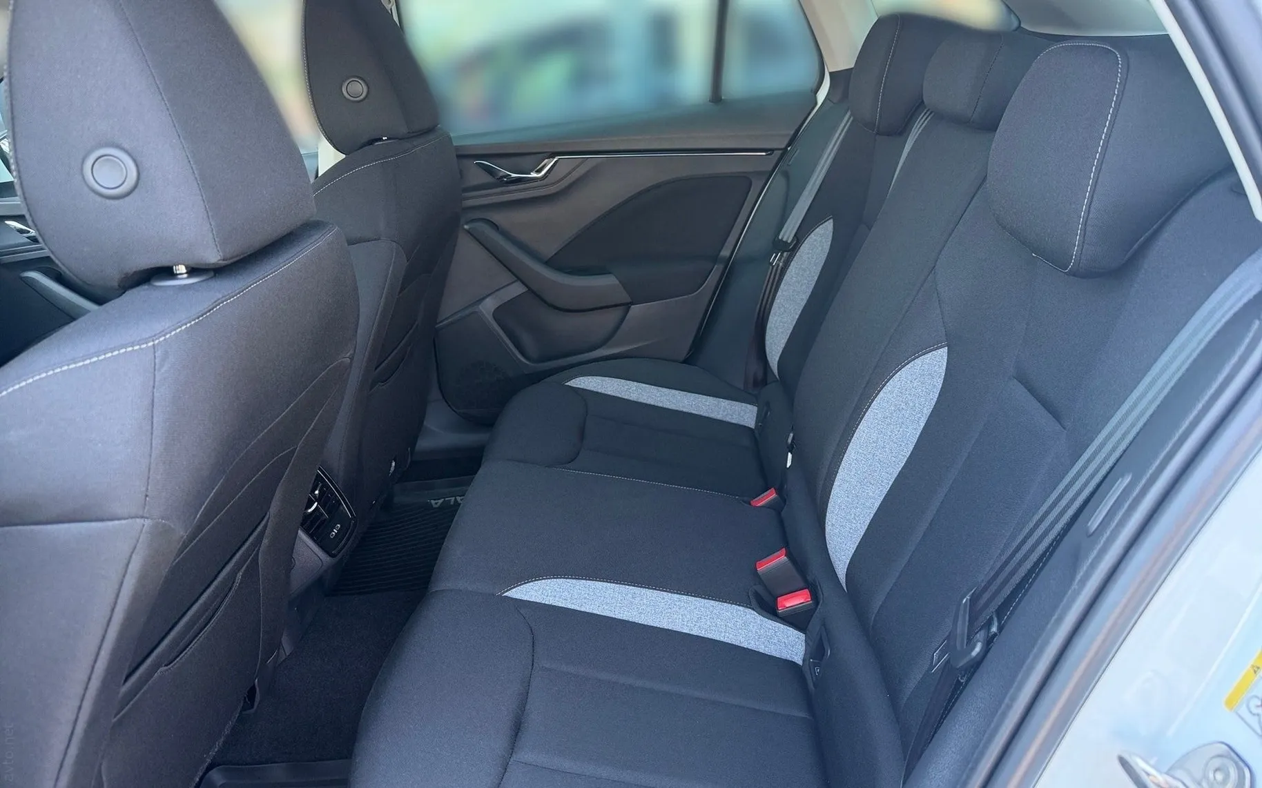 Notranja slika - Škoda Scala - 1.0 TSI Edition DSG - 11