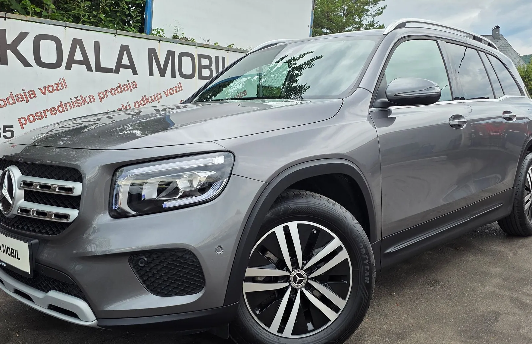 Zunanja slika - Mercedes-Benz GLB-Razred - GLB 180D AVT. LED-VIRTUAL-KAMERA-NAVI-ALU - 19