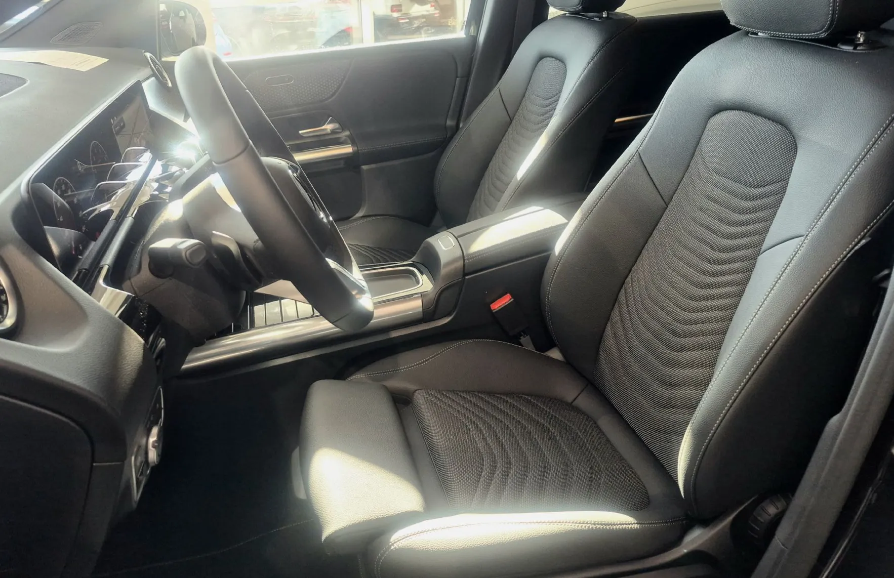Zunanja slika - Mercedes-Benz B-Razred - B 180 DCT - 10