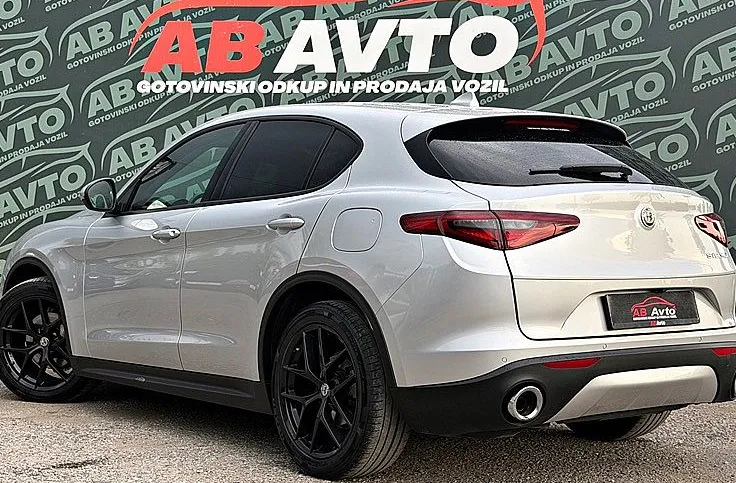 Zunanja slika - Alfa Romeo Stelvio - 2.2 Diesel 190 Super Avt. XENON+NAVI+KAMERA360+SLO - 7