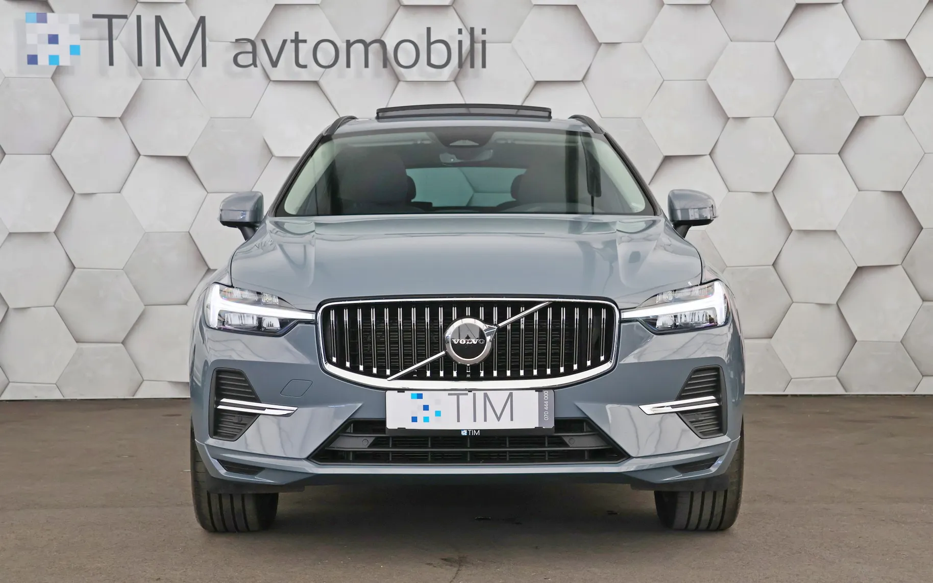 Zunanja slika - Volvo XC60 - B4D 2.0d Geartronic Essential 197KM - 5
