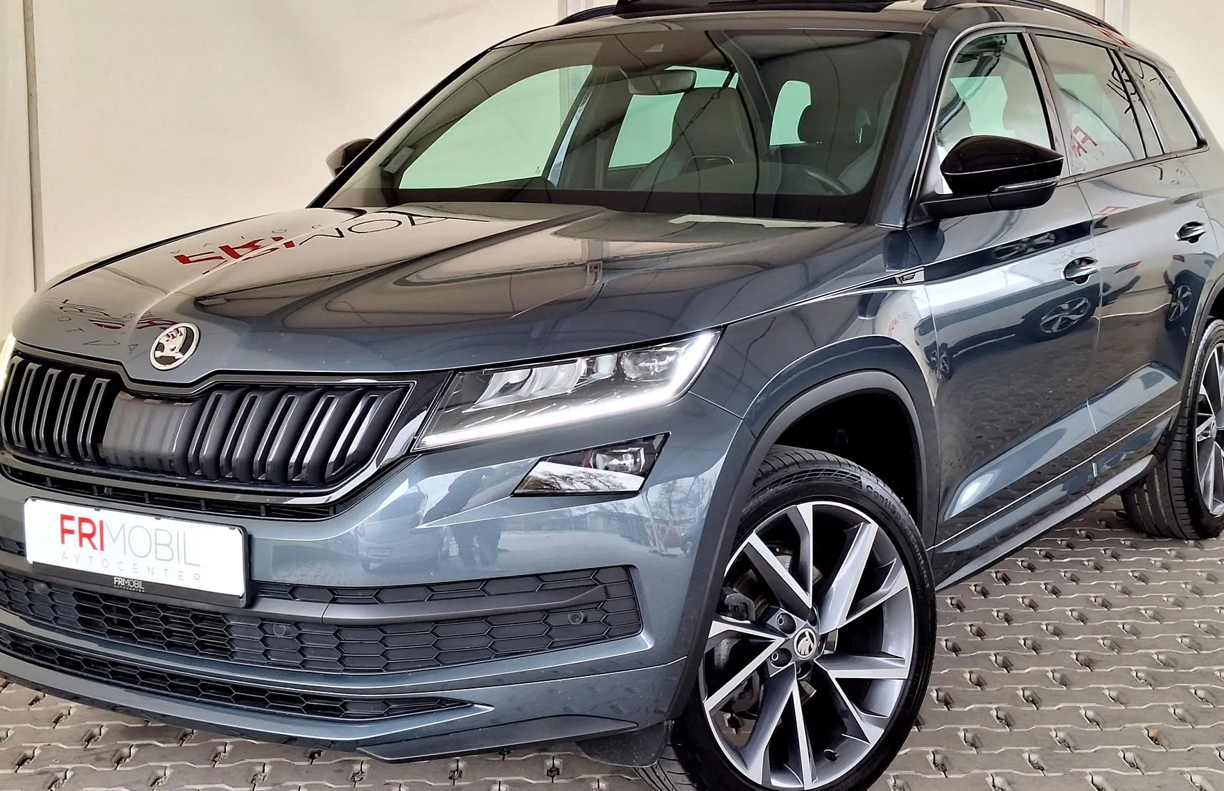 Zunanja slika - Škoda Kodiaq - Sportline 2.0 TDI 4X4 DSG•VIRTUAL•AMBIENT•PANORAMA - 1