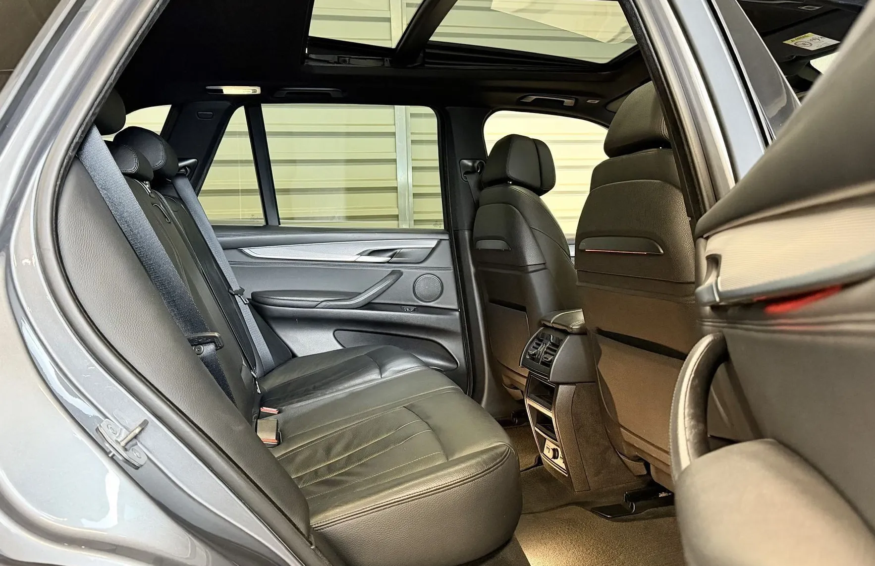 Zunanja slika - BMW X5 - serija : XDRIVE - PANO - HUD - GRET. SED. - KLJUKA - KAME - 17