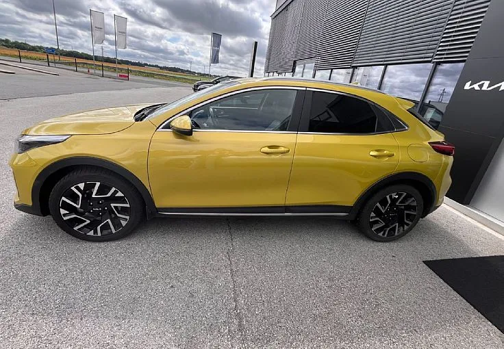 Zunanja slika - KIA XCeed - 1.5 T-GDI WAY - 2