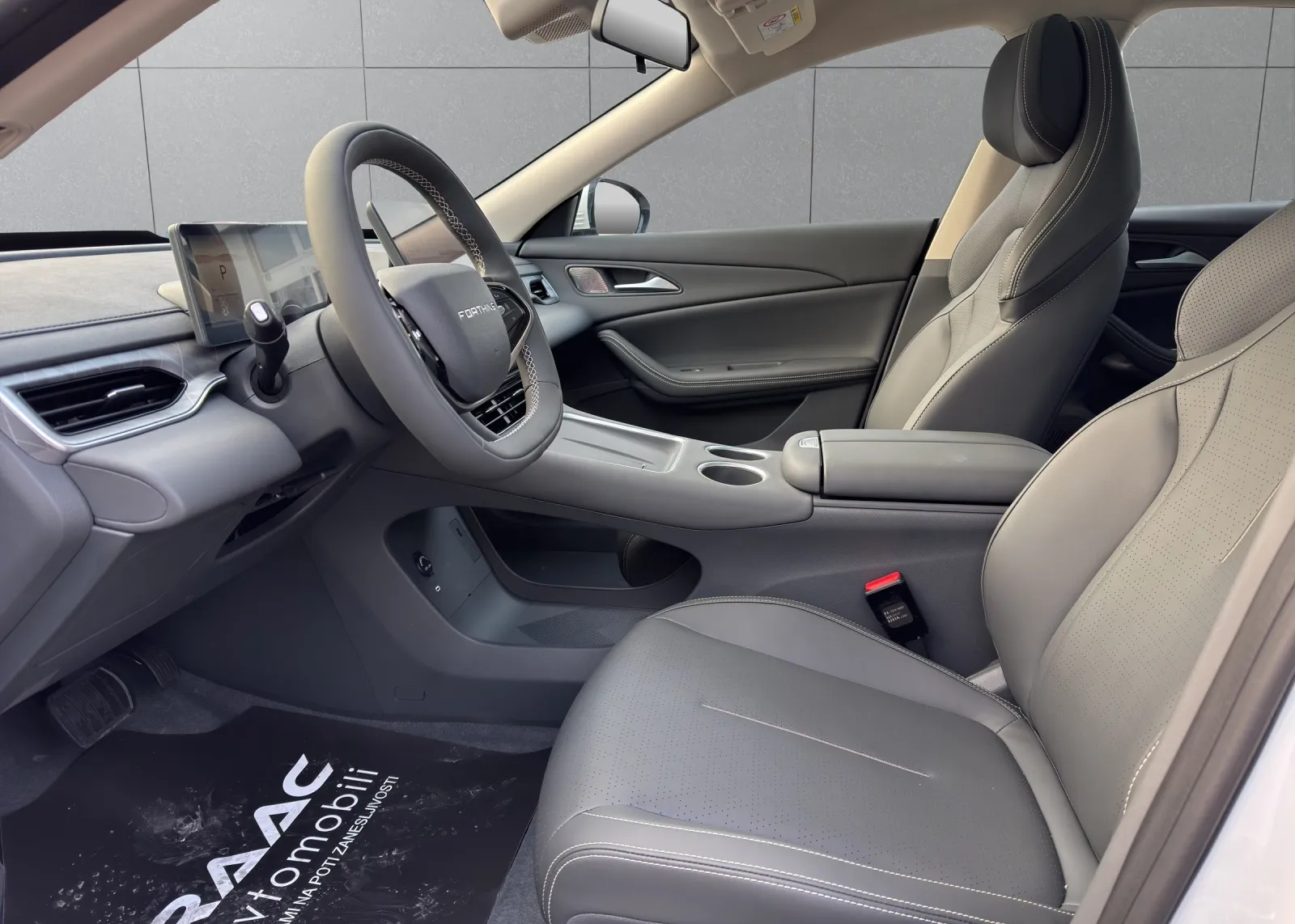 Zunanja slika - Forthing T5 EVO - 56.8 kWh + 360kamera + RADAR + PANORAMA + ADAS - 6