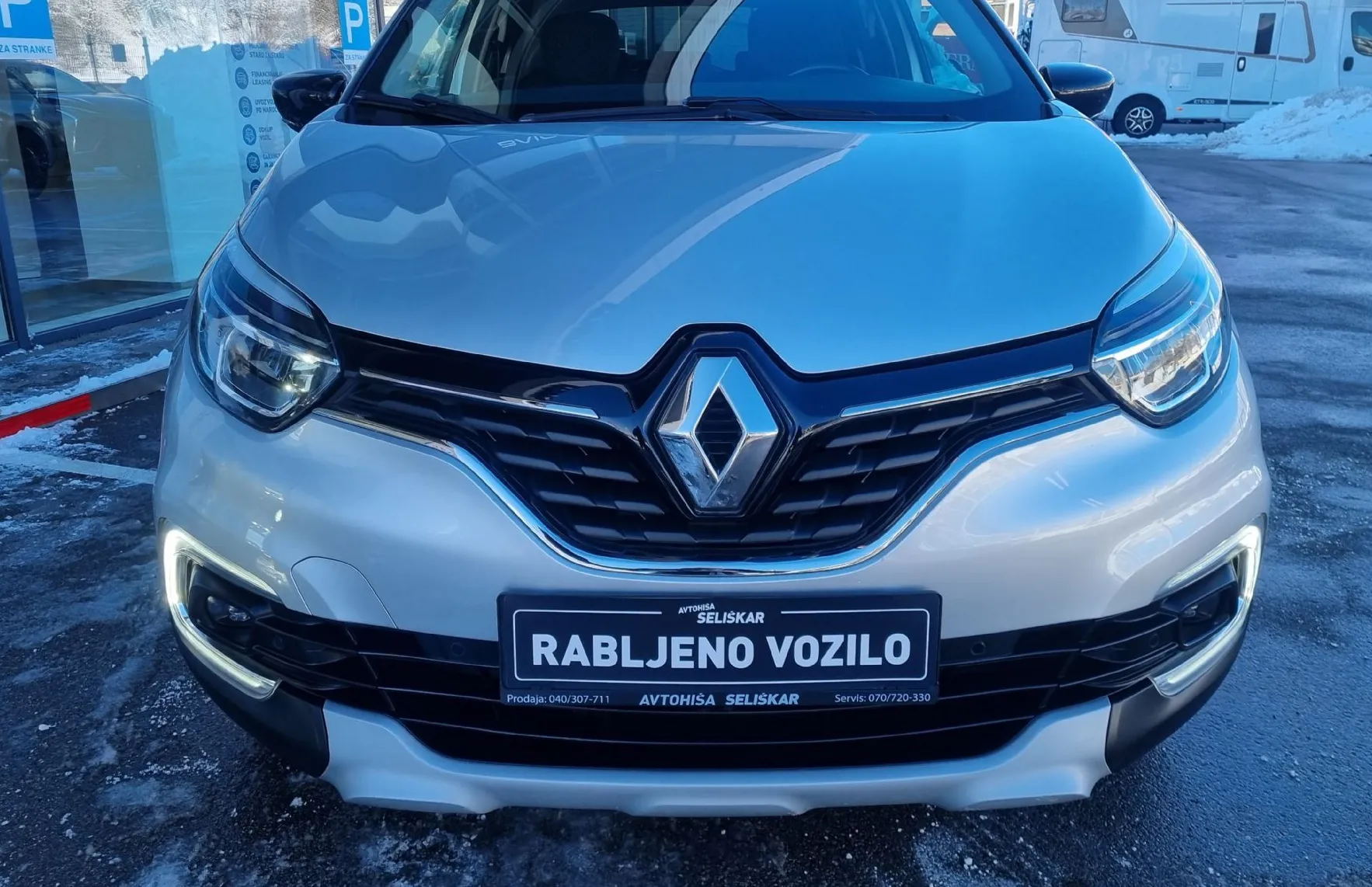 Zunanja slika - Renault Captur - Intens TCe 150 AVTOMATIK +VLEČNA KLJUKA+SERVISNA - 2