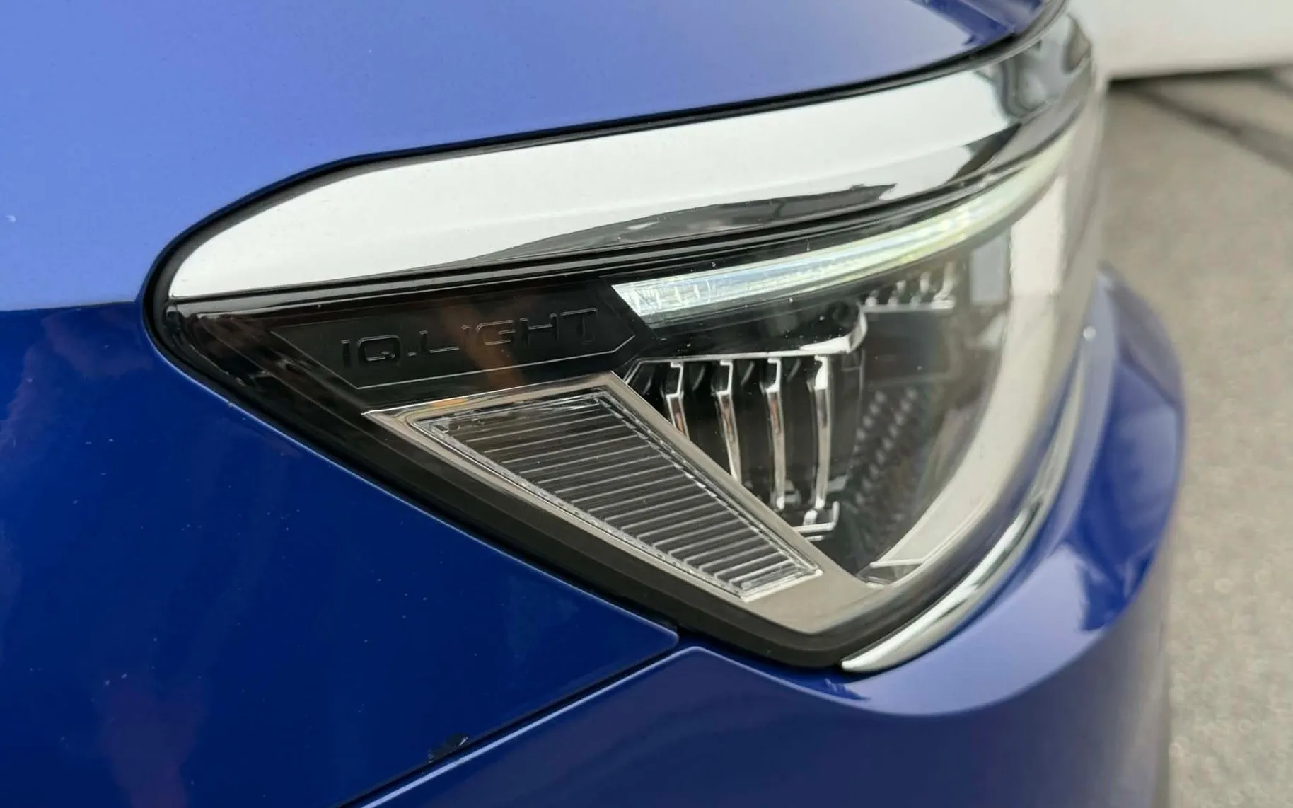 Notranja slika - Volkswagen Passat Variant - 2.0 TDI-DSG-2X R LINE-LIZING ZA TUJCE-FUL LED- - 12