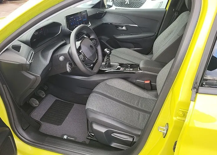 Zunanja slika - Peugeot 208 - ALLURE PureTech 100 - 5