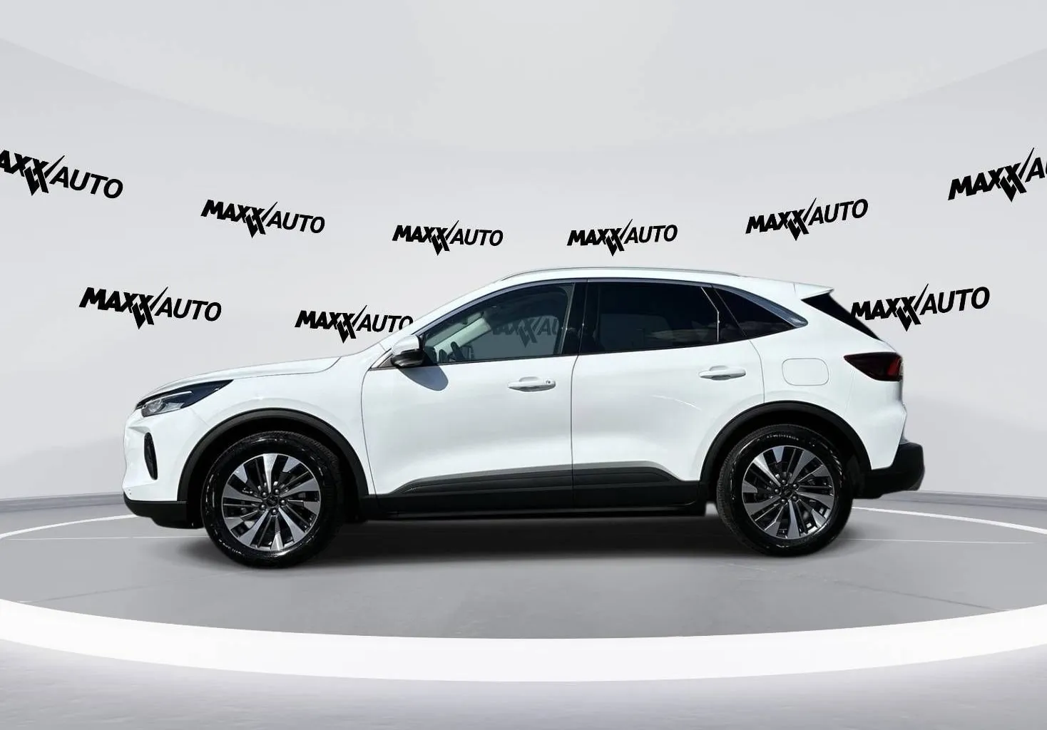Notranja slika - Ford Kuga - 1.5 EcoBoost Titanium - 8