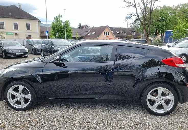 Zunanja slika - Hyundai Veloster - 1.6 GDI - HITRI KREDIT BREZ POLOGA - ODLIČEN - 2