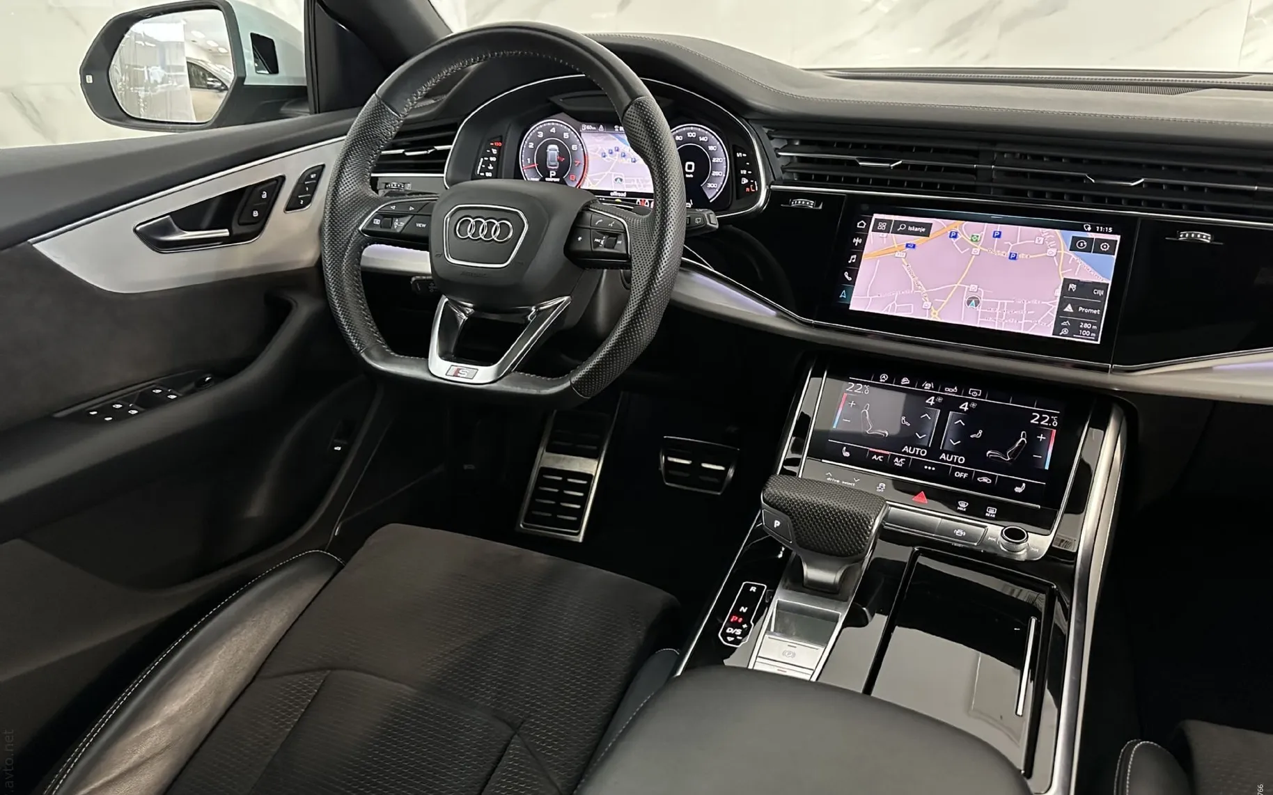 Notranja slika - Audi Q8 - 55TFSI|Q|S-Line|Pano|SoftC|Zračno|ACC|360K|BangO| - 11
