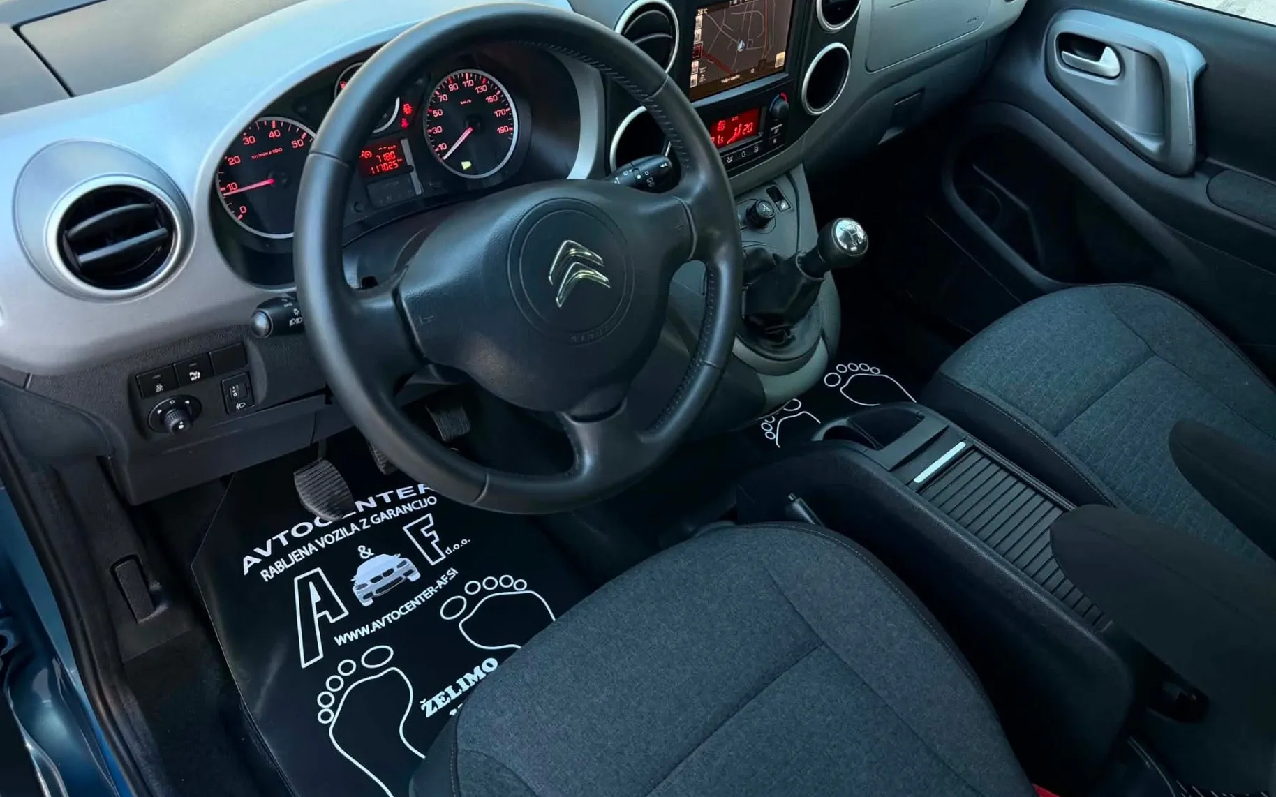 Notranja slika - Citroën Berlingo - 1.6 HDI-LED-NAVI-117.000km-LIZING ZA TUJCE-PDC-... - 8