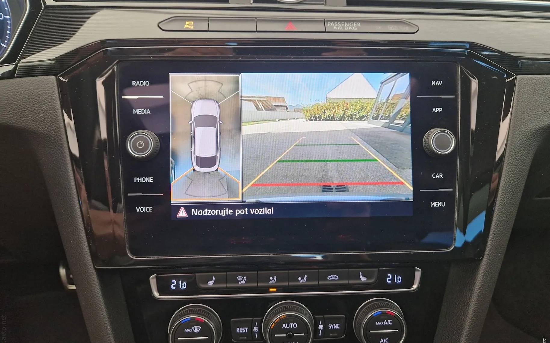 Notranja slika - VW Arteon - 2.0TDI-DSG-VIRTUAL-PANORAMA-KAMERA-19COL-2XLED-A - 7