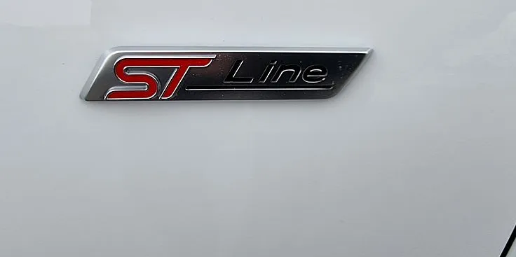 Zunanja slika - Ford Focus - ST-Line   1.0 EcoBoost  125 KM - 10