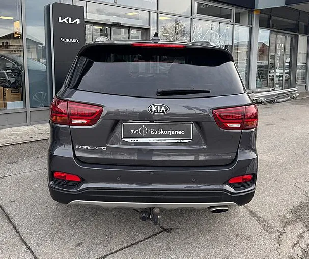 Zunanja slika - KIA Sorento - 2.2 CRDi Platinum Edition 4WD -360K -PANO -ACC - 5