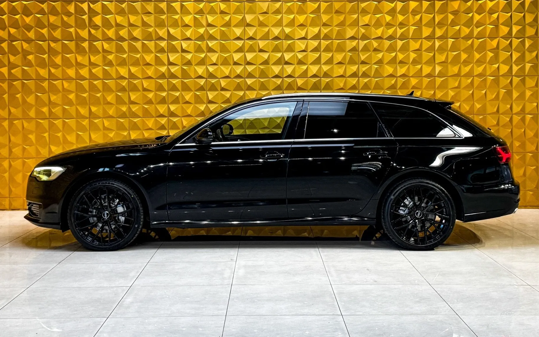 Zunanja slika - Audi A6 Avant - 3.0 TDI AUT.-GRETJE-ALCANTARA-TEMP-F1 - 6