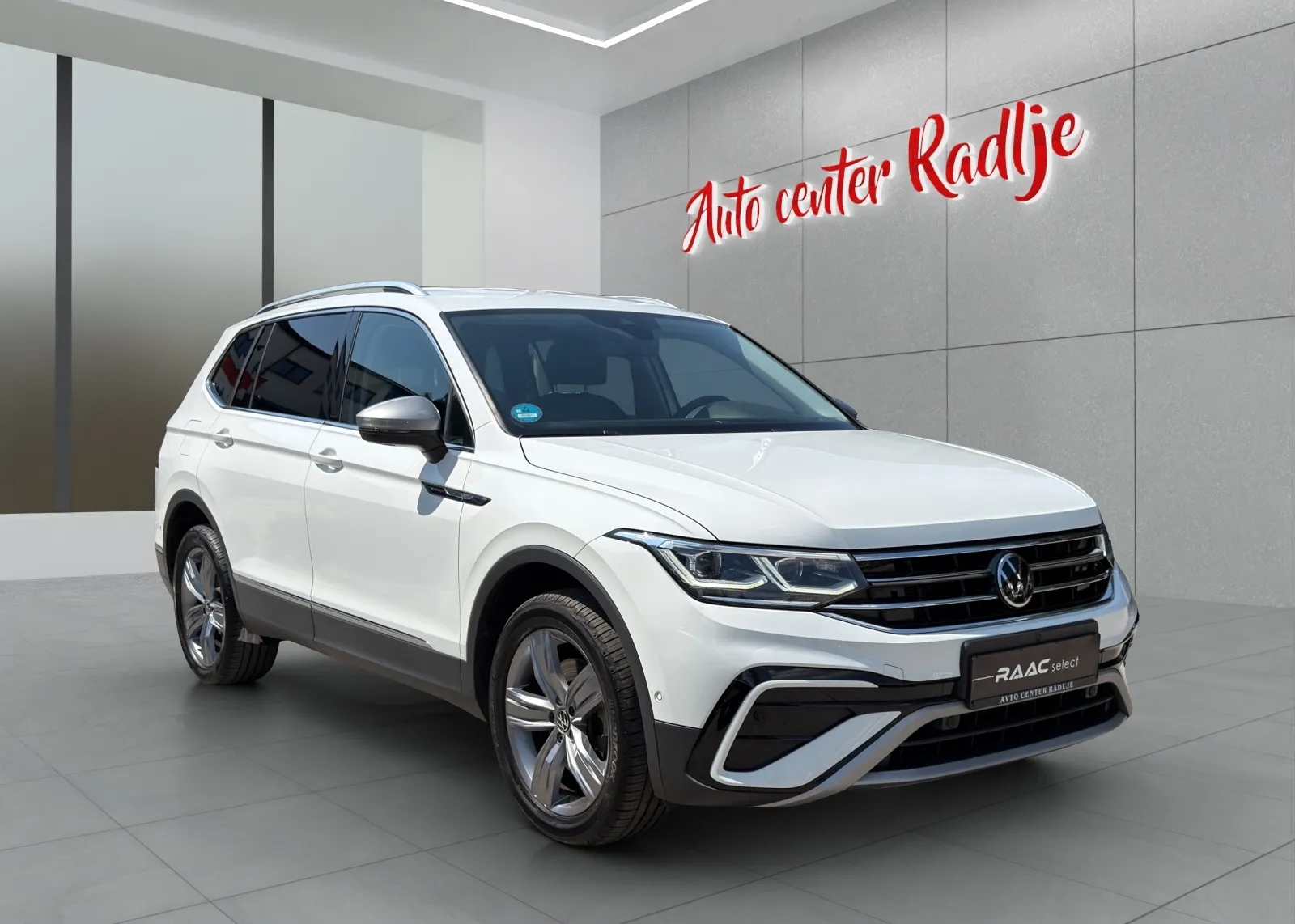 Zunanja slika - Volkswagen Tiguan - 4motion 2,0 TSI DSG - 8