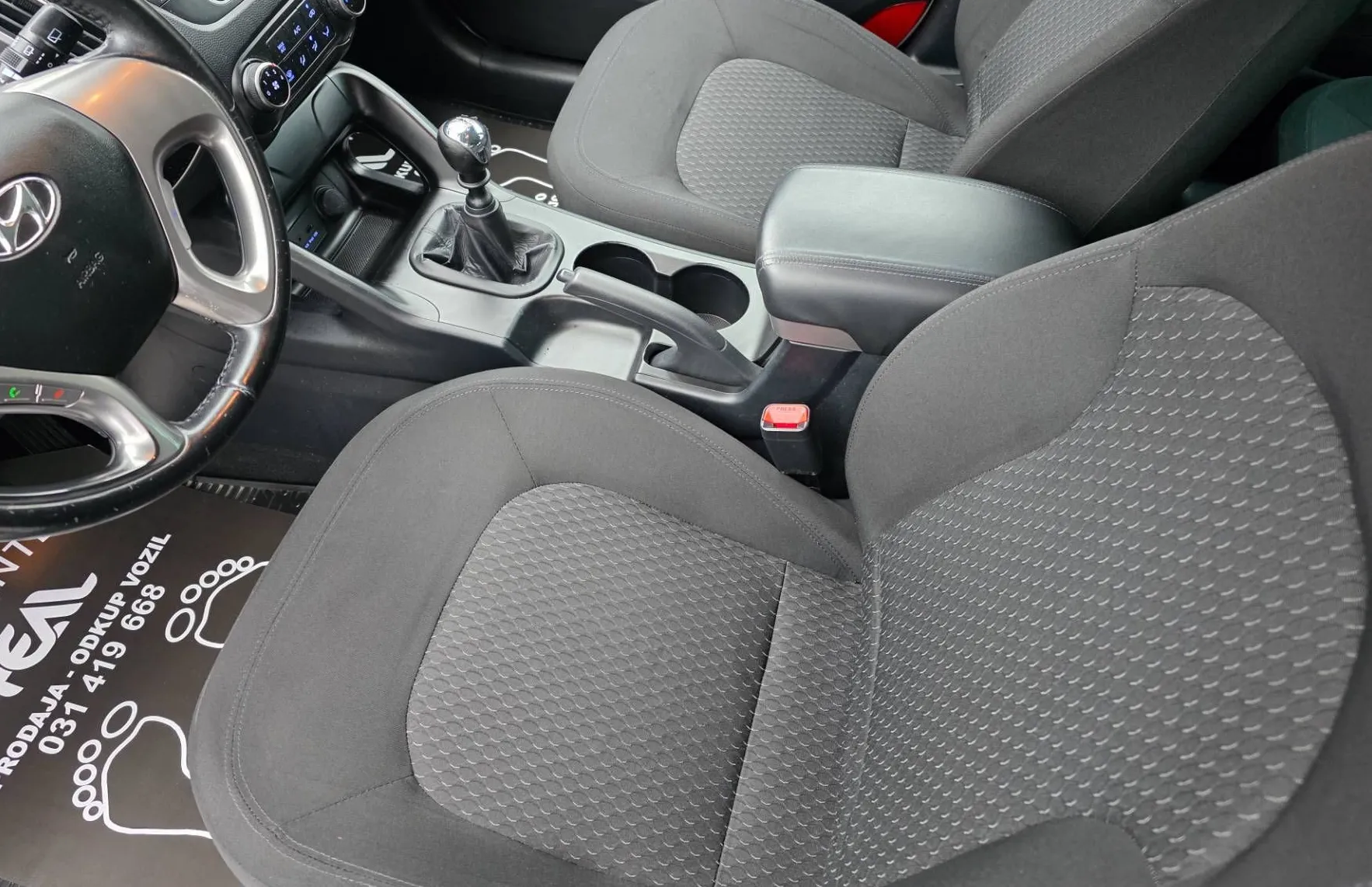 Zunanja slika - Hyundai ix35 - 2.0 CRDI-BREZ POLOGA TUDI ZA TUJCE-SLO.POREKLO- - 8