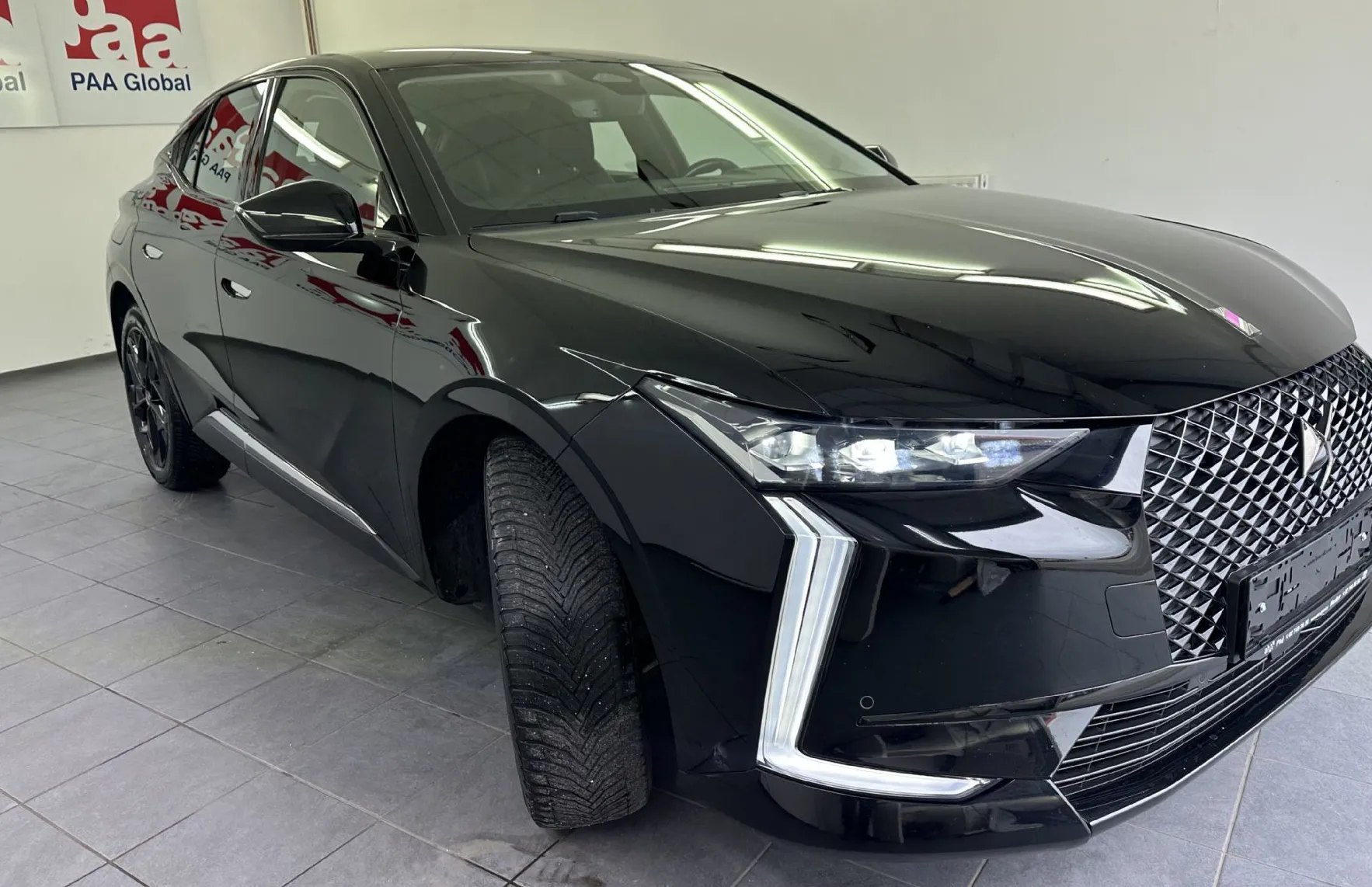 Zunanja slika - DS DS 4 - Performance Line 1.5 BlueHDi 96KW.KAMERA.LED.USNJE - 2