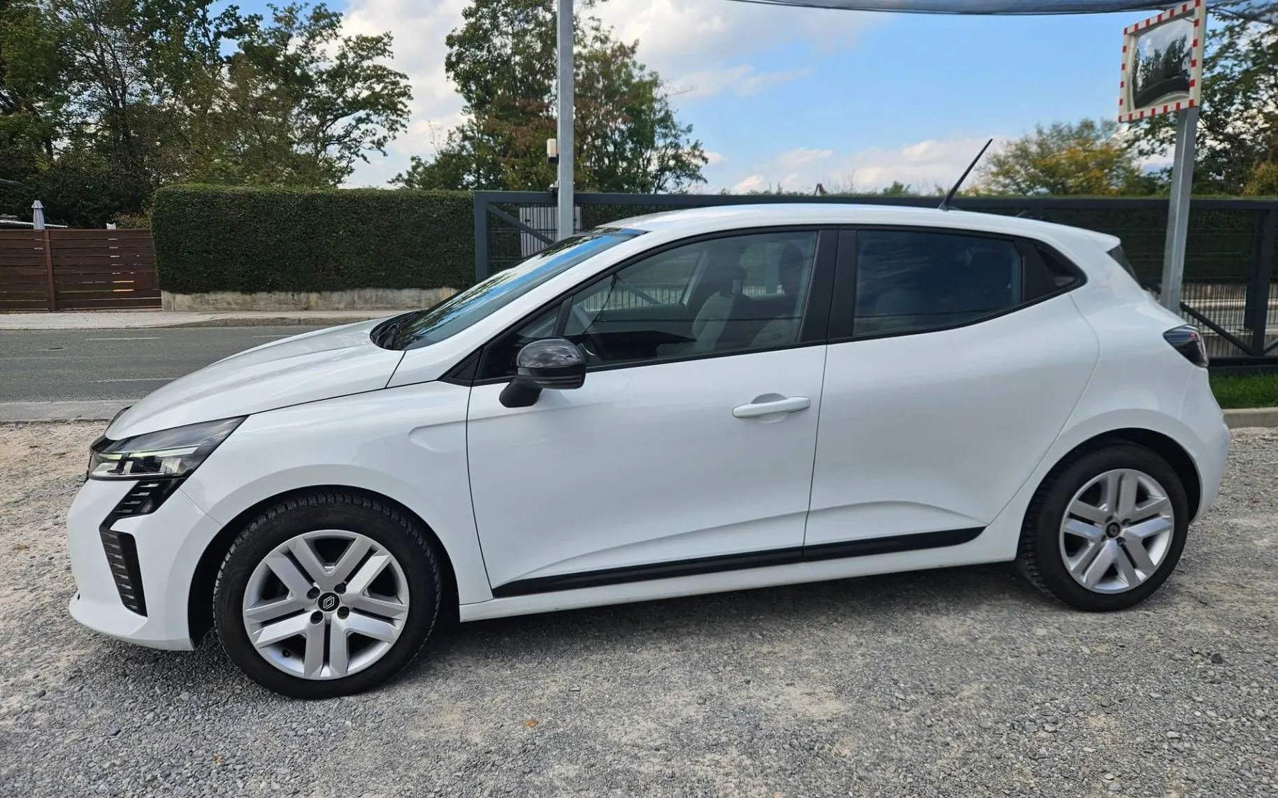 Zunanja slika - Renault Clio - TCe 90  1.LASTNIK SLO SAMO 84000KM - 6