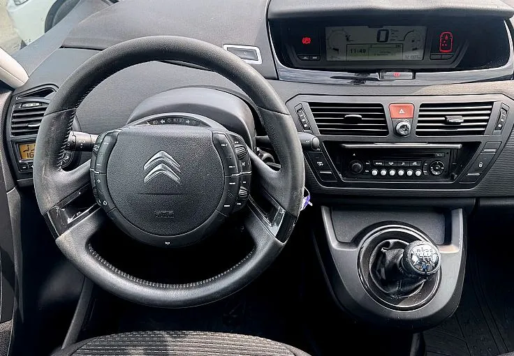 Zunanja slika - Citroën C4 Grand Picasso - 1.6 HDi 111ks °7-SEDEŽEV° °REDNO VZDRŽEVAN° - 9
