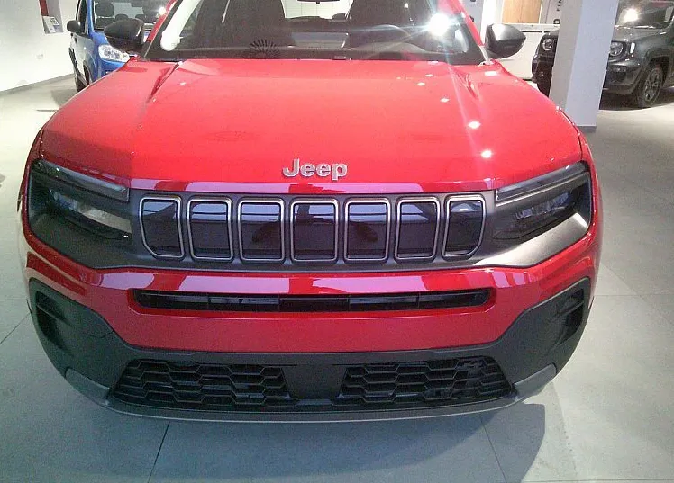Zunanja slika - Jeep Avenger - 1.2 GSE 100 Altitude - 3
