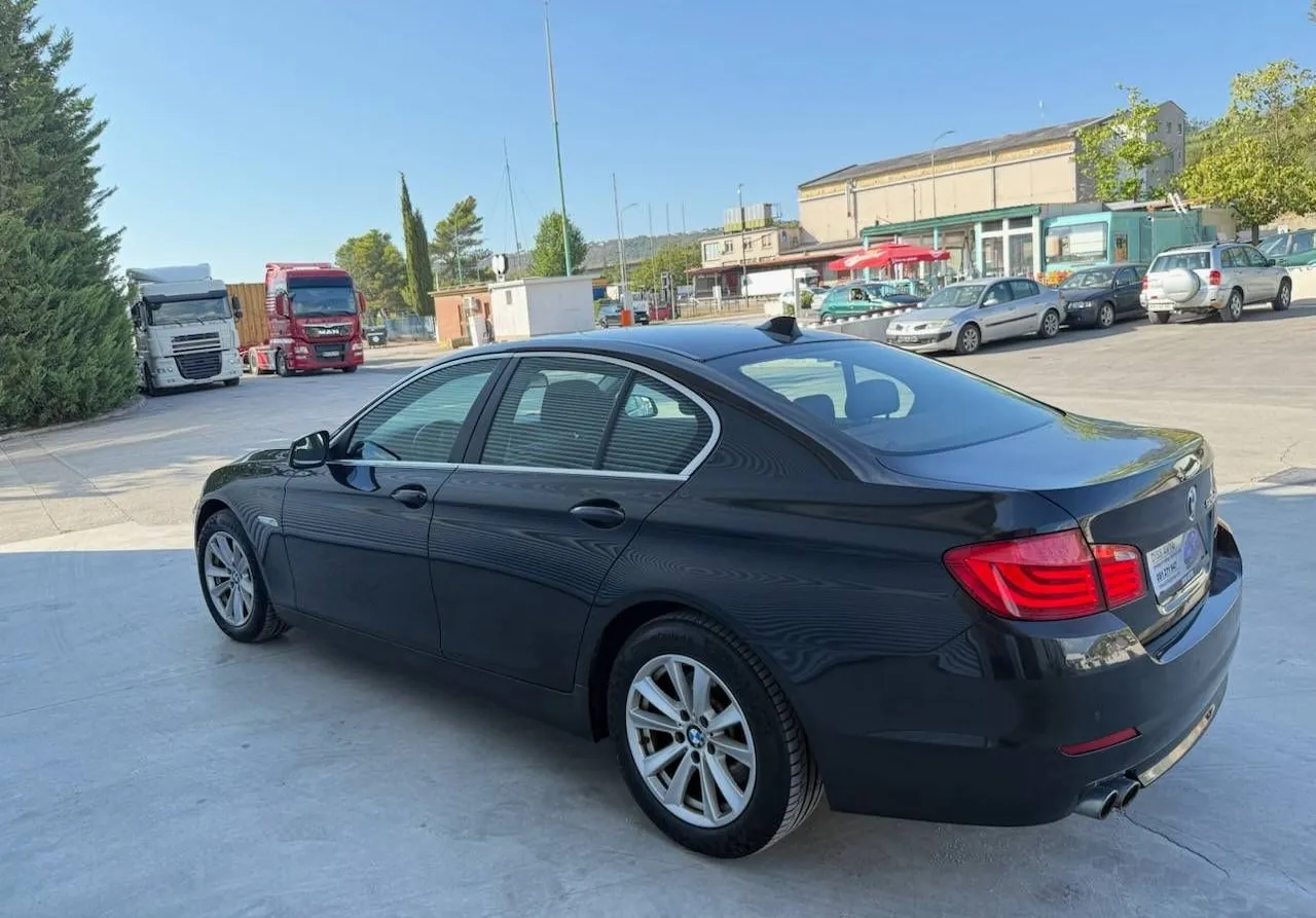 Zunanja slika - BMW serija 5: - 520d SLO NA KREDIT BREZ POLOGA - 6