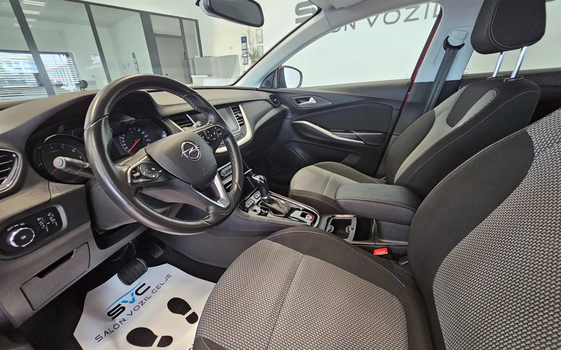 Zunanja slika - Opel Grandland X - 1.2-JAMSTVO-OPRAVLJEN VELIK SERVIS-OBROK ŽE 143€ - 9
