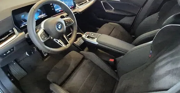 Zunanja slika - BMW X1 - serija :  xDrive30e AT NA VOLJO 7 2026 - 10