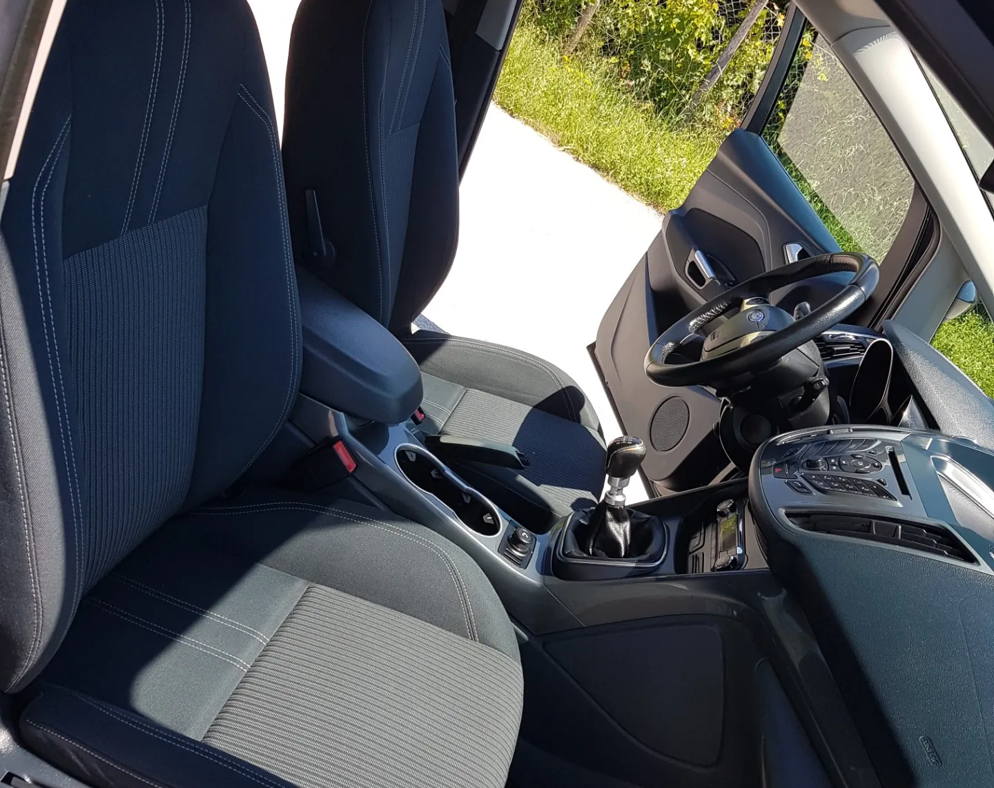 Zunanja slika - Ford C-MAX - 1,6 TDCi TItanium - 12