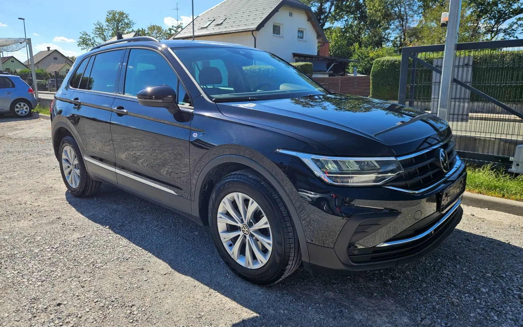 Zunanja slika - Volkswagen Tiguan - 2.0 TDI BMT AVT. 1.LASTNIK SLO KAMERA VIRTUAL NA.. - 2