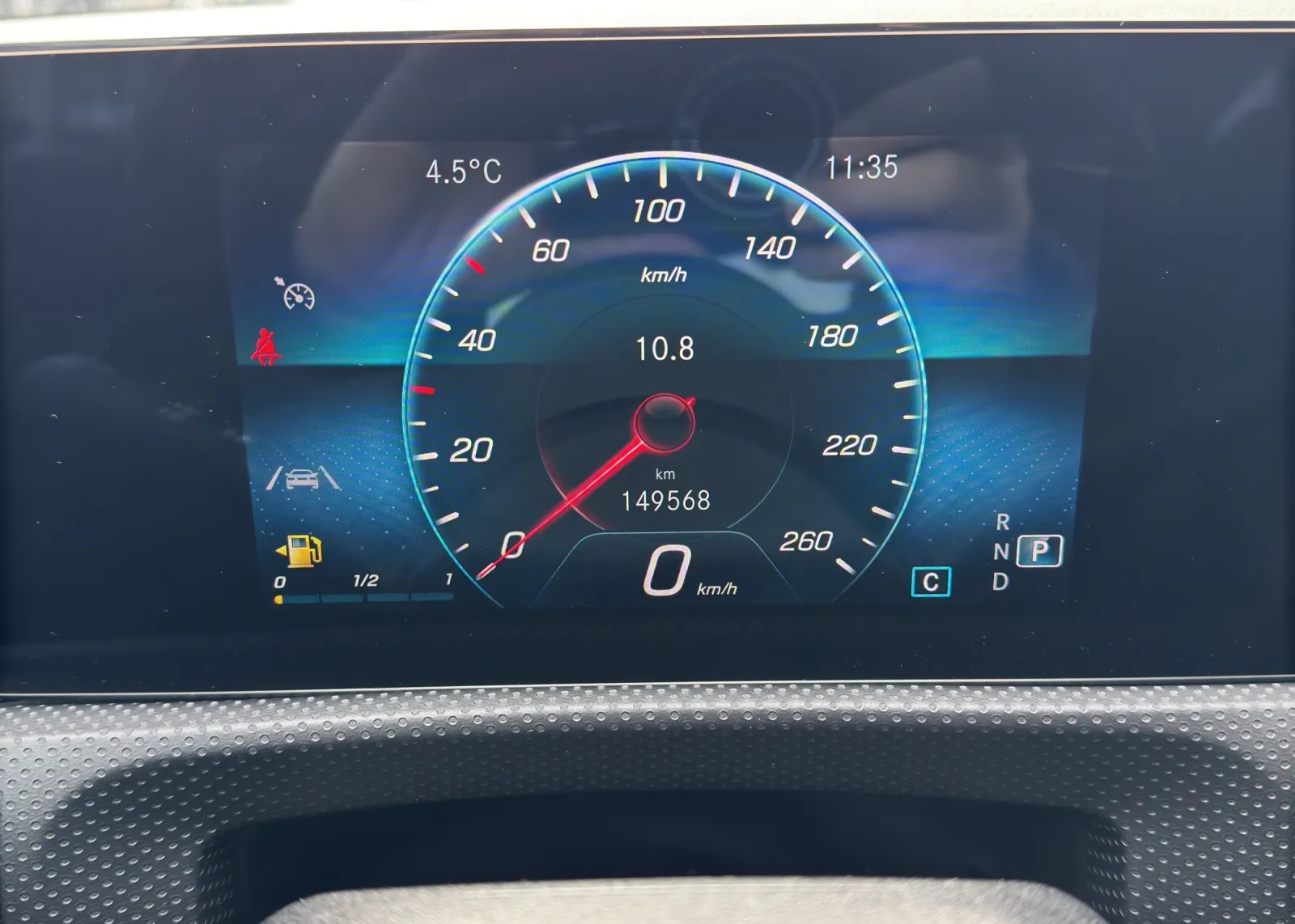 Zunanja slika - Mercedes-Benz CLA Shooting Brake - 200d AUT. KAMERA+LED+VIRTUAL+MRTVI KOT+ - 14