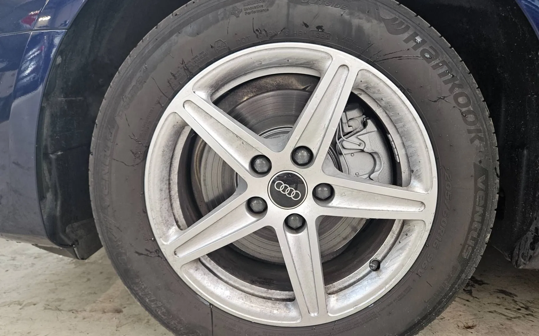 Notranja slika - Audi A4 Avant - 35 TDI S tronic - 12