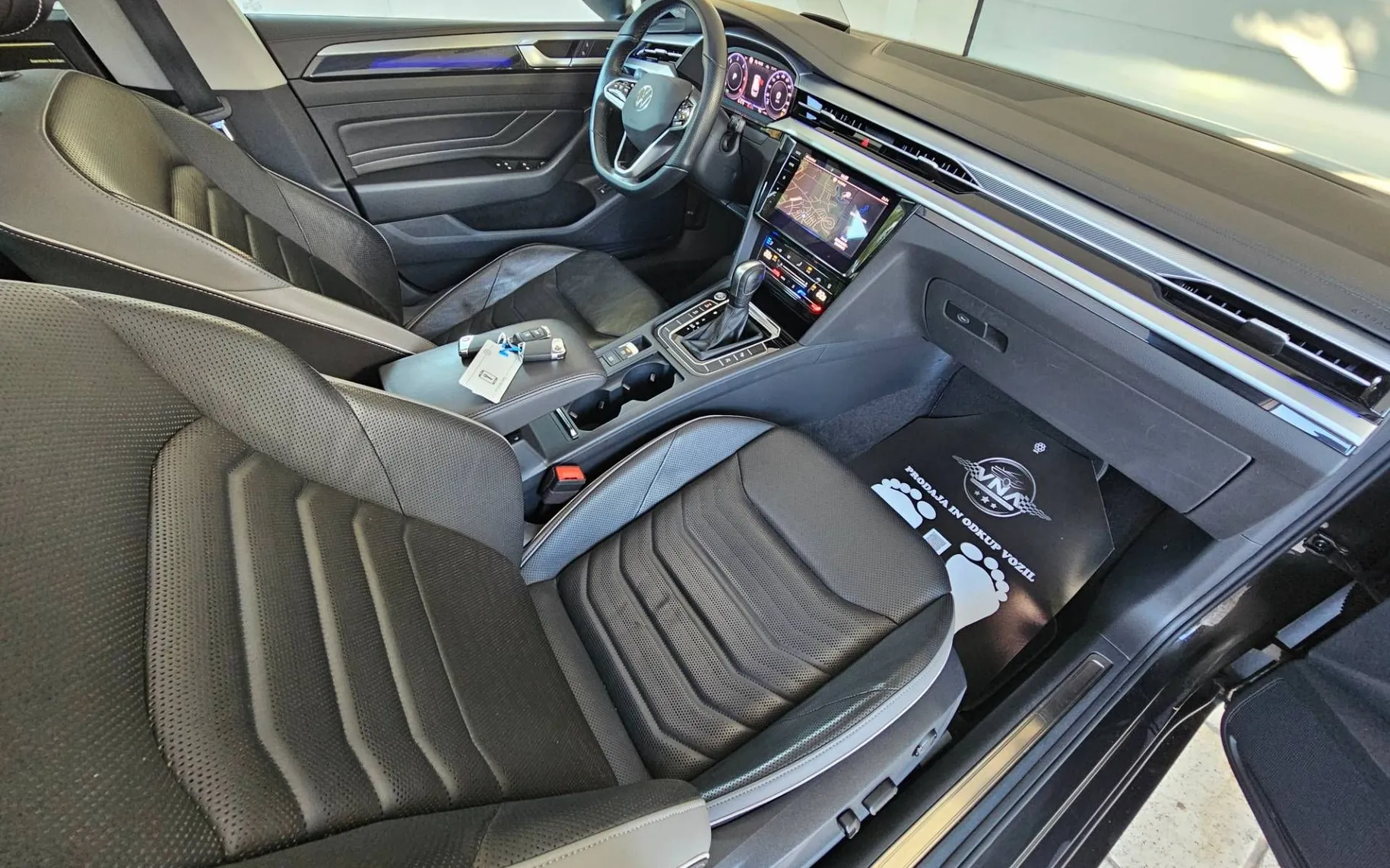 Notranja slika - Volkswagen Arteon Shooting Brake - Arteon 2.0 TDI |PANORAMA|VIRTUAL|HL-SED|ALU20|TOP| - 9