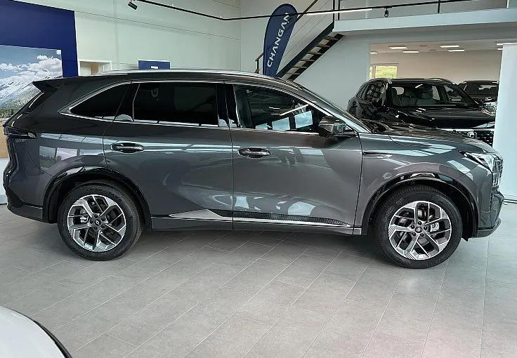 Zunanja slika - Changan CS75 Plus - 8AT FULLED•ACC•BLIS•PANOR•NAVI•KAMER-360•19C• - 4