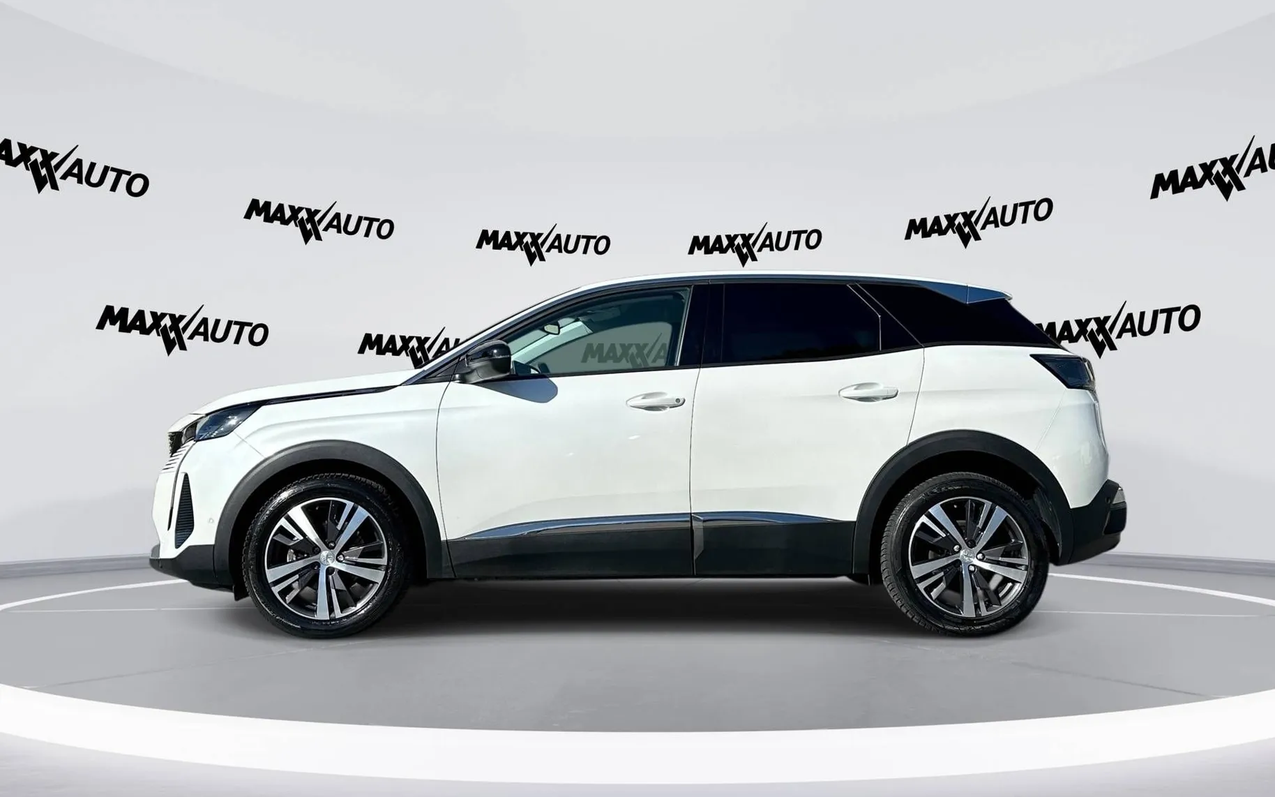 Notranja slika - Peugeot 3008 - 1.2 PureTech 130 S S Active Pack Avt. - 8