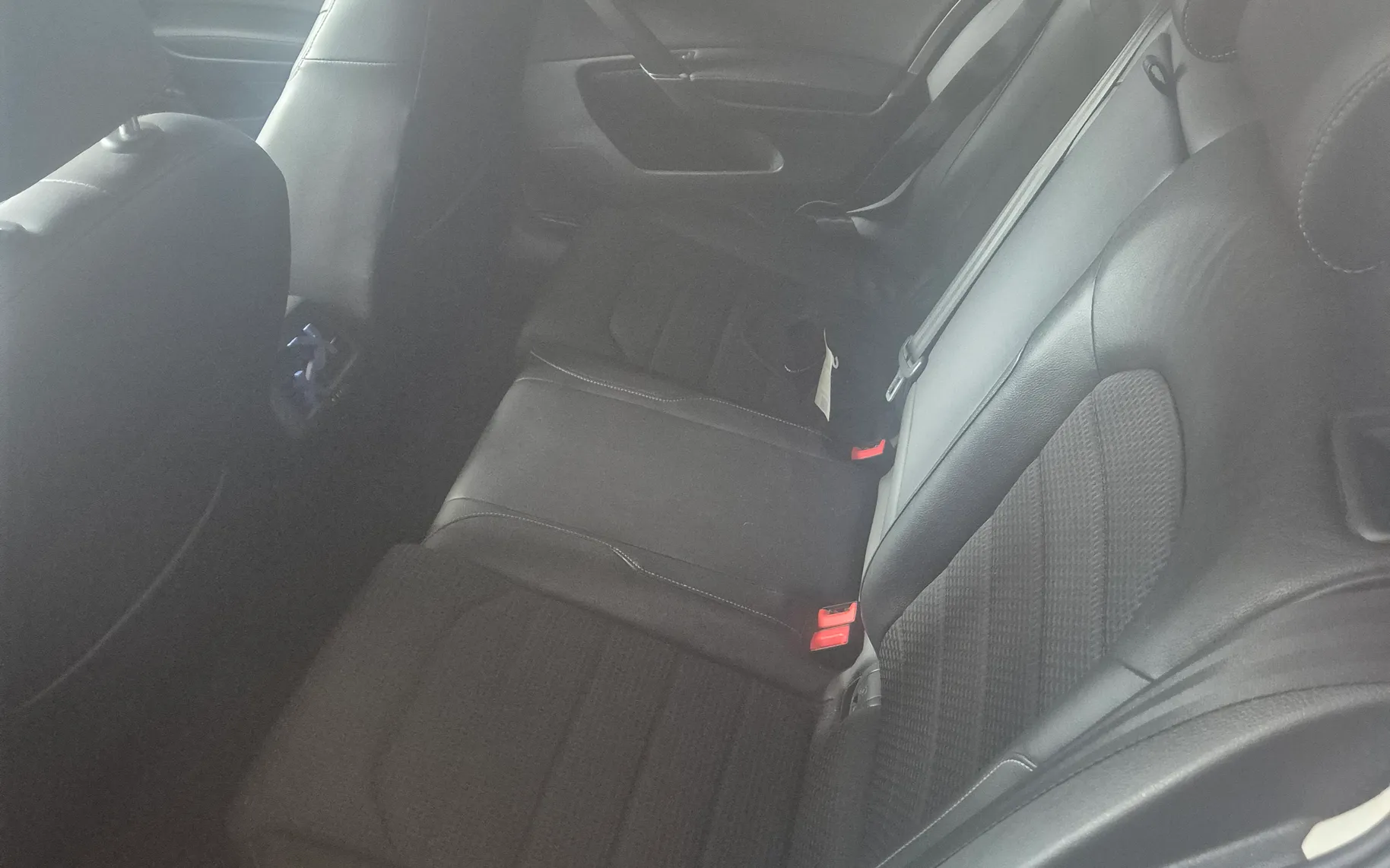 Notranja slika - Volkswagen Golf - varijant 2.0tdi - 6