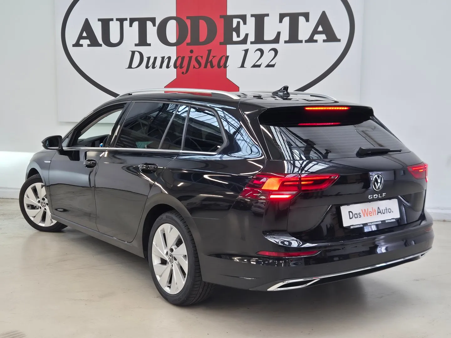 Zunanja slika - Volkswagen Golf - Variant Style 2.0 TDI DSG - 4